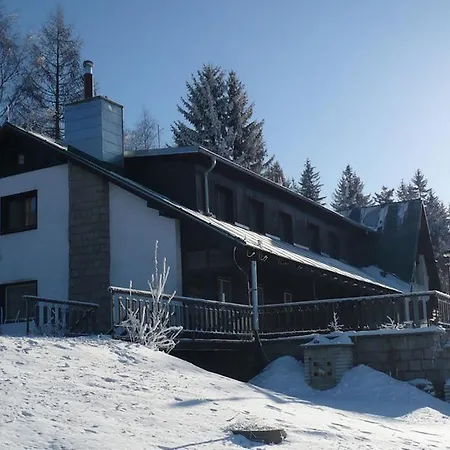 Guest house Pohlednicka 3*
