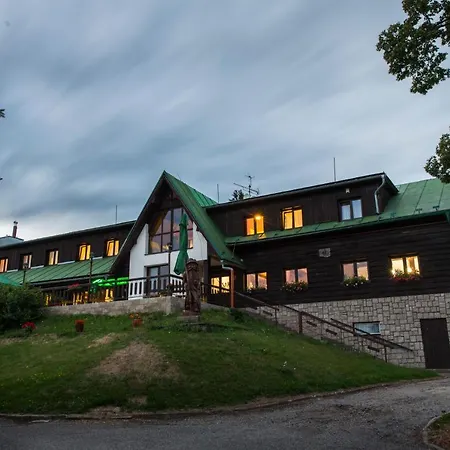 Guest house Pohlednicka 3*